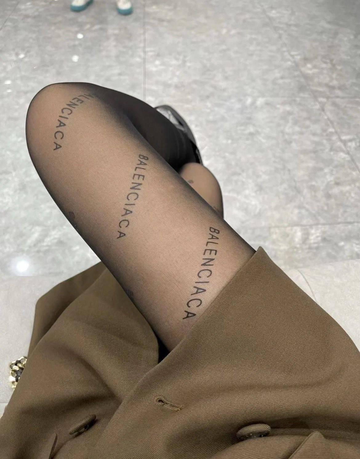 绝对值的一个小嫩妹